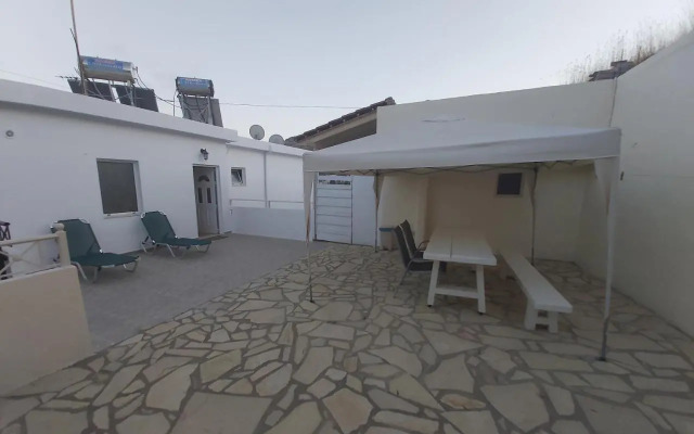 Bodikos Villas & Apartments