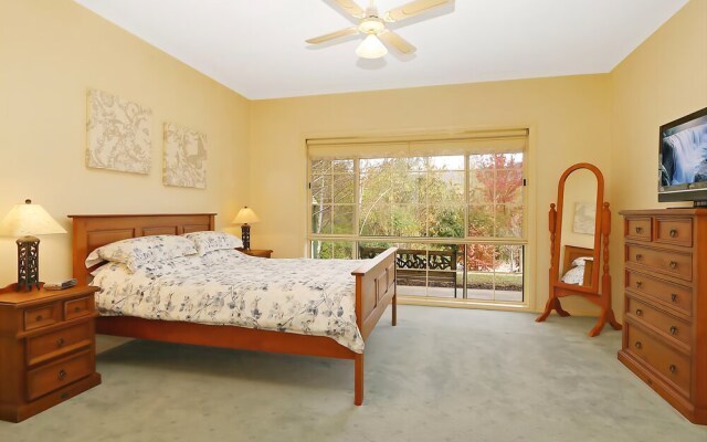 Alpine Mist - Spacious 5 bedroom home