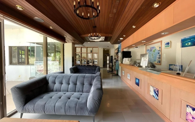Shirahama Island Resort