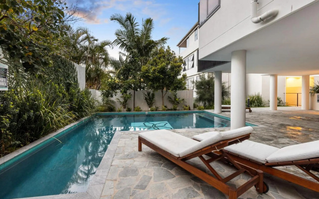 Coolum First Bay 121