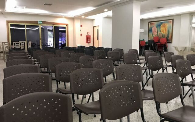 Hotel Costa Real