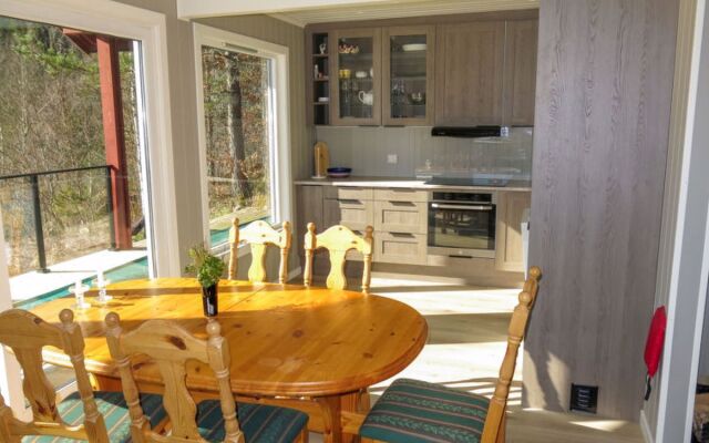 Holiday Home Øydnablikk (SOW253)