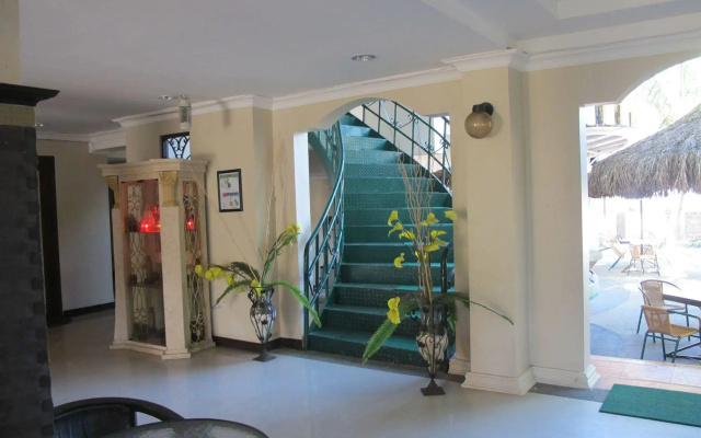Cebu Hilltop Hotel