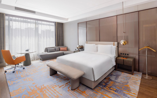 Crowne Plaza Qingdao Jinshui by IHG