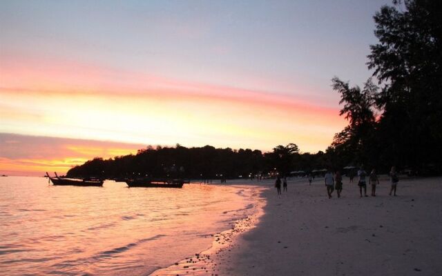 Lipe Resort