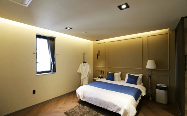 Hotel Bentley