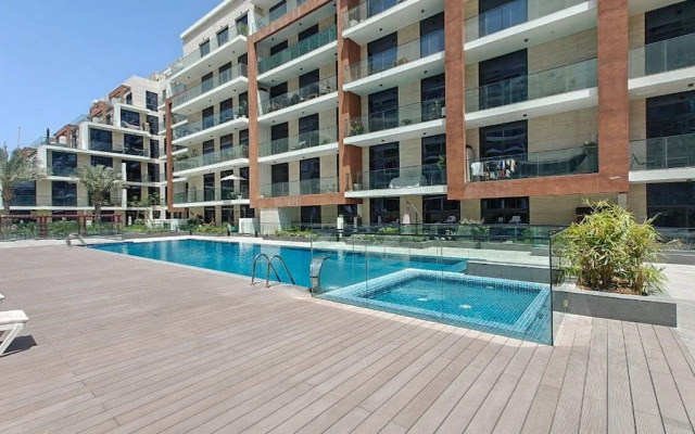 Lovely and Spacious 1 BR in Divine Residences