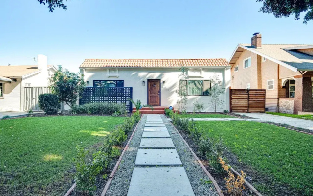 Windsor Hills Home w/ Grill & Yard, Near Beaches