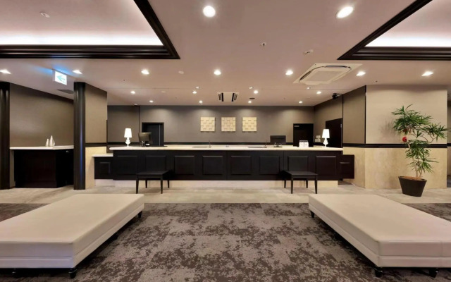 MINAMISENRI Crystal Hotel