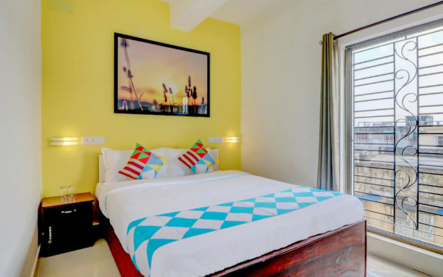 Goroomgo Luxurious Stay Kolkata
