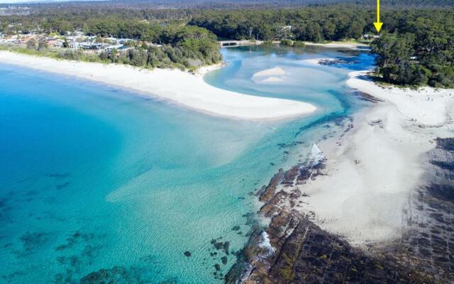 Moona Beach House Jervis Bay Rentals