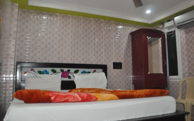 Hotel Blue Star