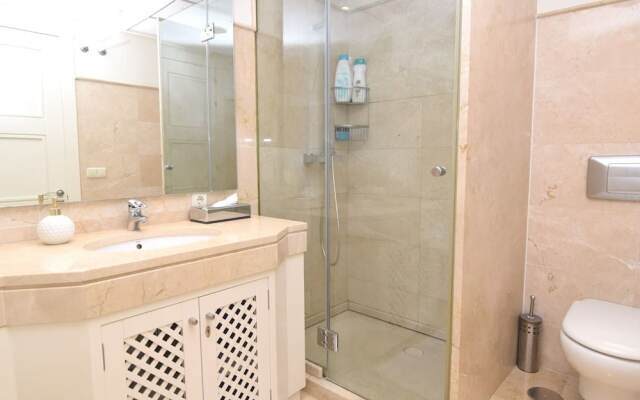 5 Star Boutique Luxury Marbella Apartment