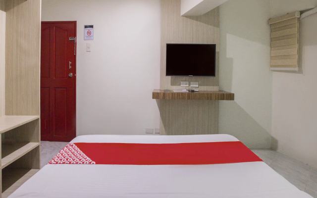 Circuit Hostel