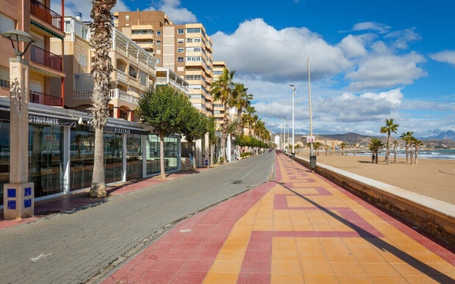 Sea Soul by Fidalsa Frente al mar
