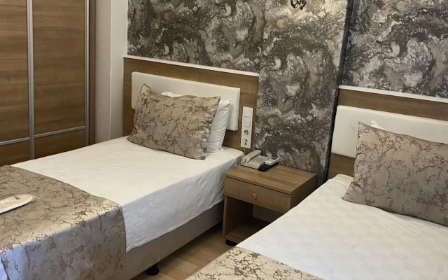 Polanin Hotel
