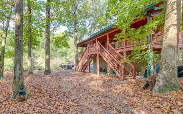 'happy Jack's Cabin' on River w/ Deck & Game Room!