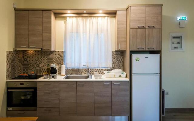 Artemis, Villa With Pool 250m To The Beach