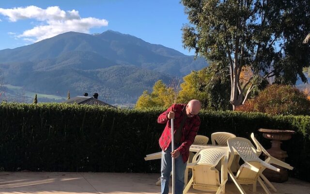 Valley View Lodge