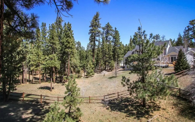 Sutherland 1055 by RedAwning