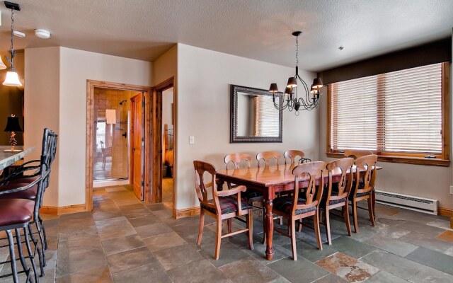 Torian Plum Creekside 513