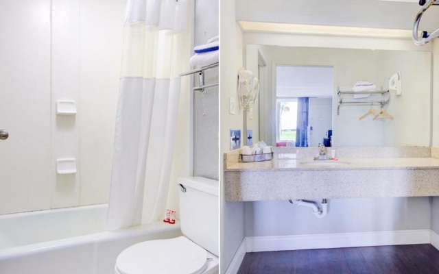 OYO Hotel Dundee By Crystal Lake