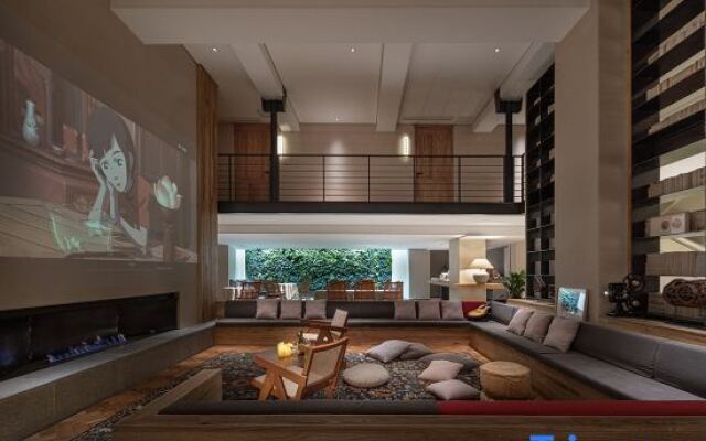 Peifu Residence Designer River - view Hotel