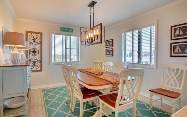 Club Fed-9A - 2 Br Condo