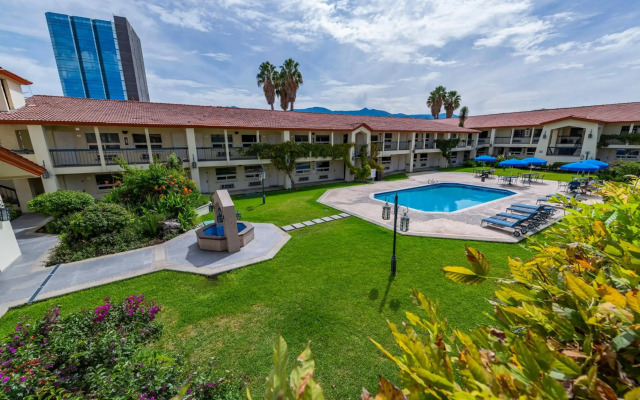 Quinta Dorada Hotel and Suites