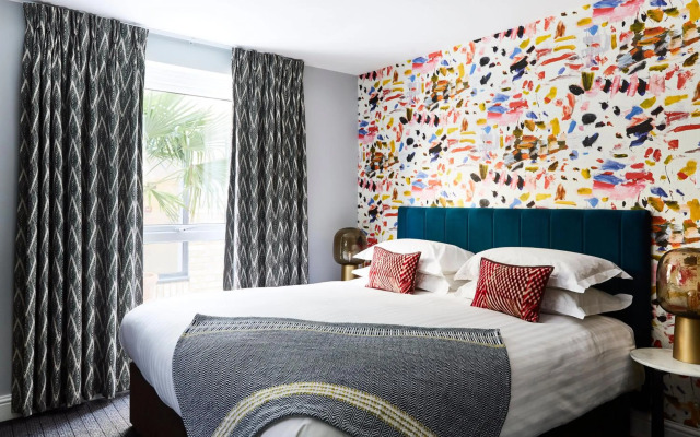 The Lodge Hotel - Putney