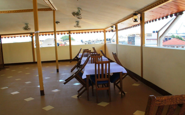 The Island Town Hotel - Adults Only