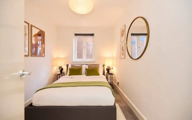 The Brunswick Retreat - Warm 3bdr Flat With Balcony