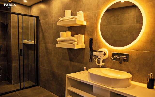 Parla Suite Hotel