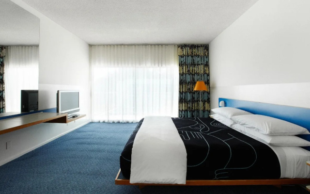 The Standard, Hollywood