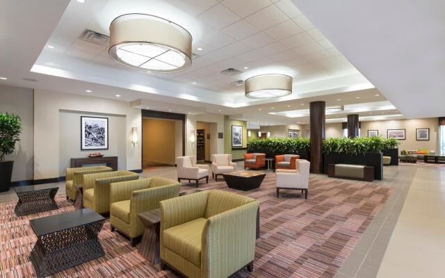 DoubleTree by Hilton Hotel Grand Rapids Airport