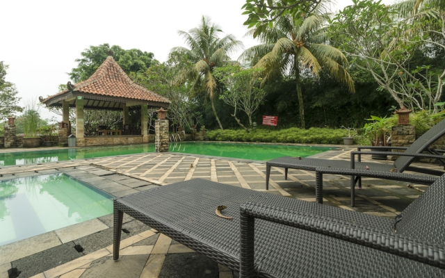 RedDoorz @ Desa Cijulang Sentul