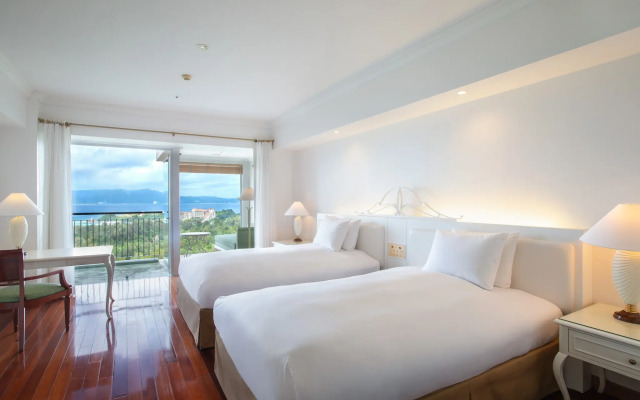 Oriental Hotel Okinawa Resort & Spa