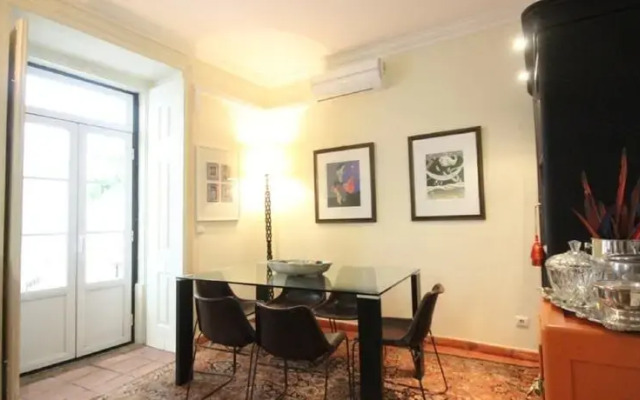 Romantic Central Flat Lisbon