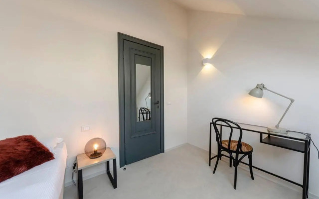 Flat 4 Bedrooms 2 Bathrooms - Genoa