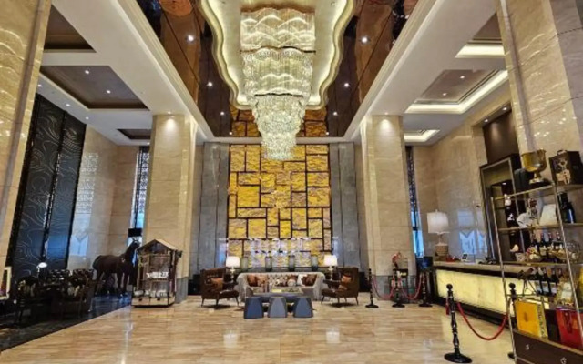 Yarrow Hotel