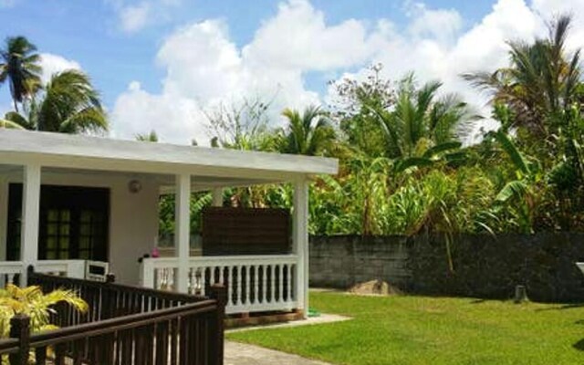 House with 2 Bedrooms in Le Robert, with Private Pool, Enclosed Garden And Wifi - 18 Km From the Beach