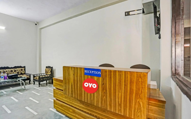 OYO Flagship 80629 Royal Tree