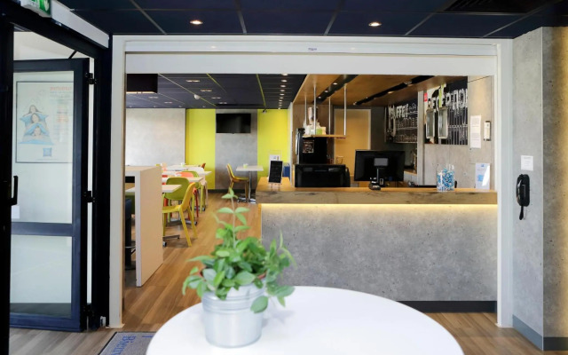 ibis budget Dole