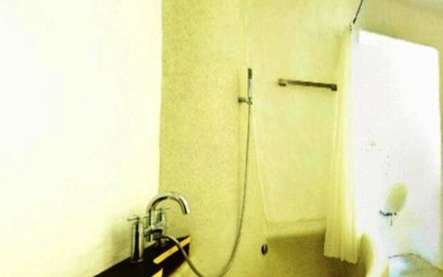 Mo Rooms