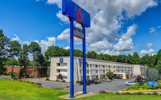 Motel 6 Norcross, GA