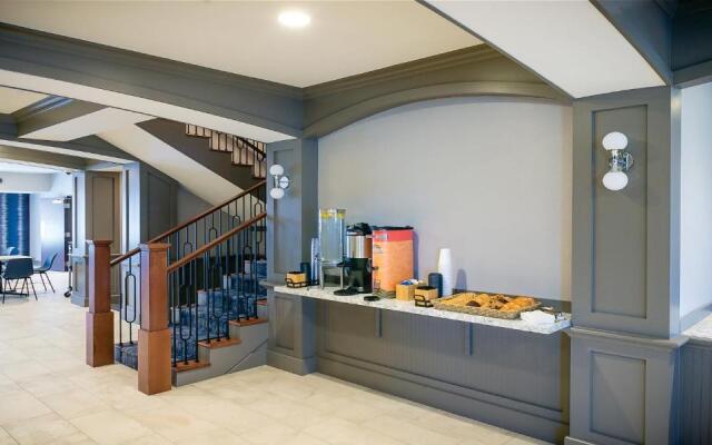 Winds Hotel At Crosswinds Casino