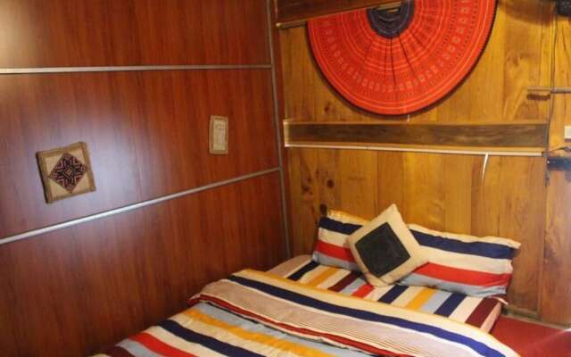 Po Mu House - Hostel