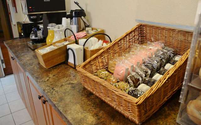 Country Hearth Inn & Suites Kenton