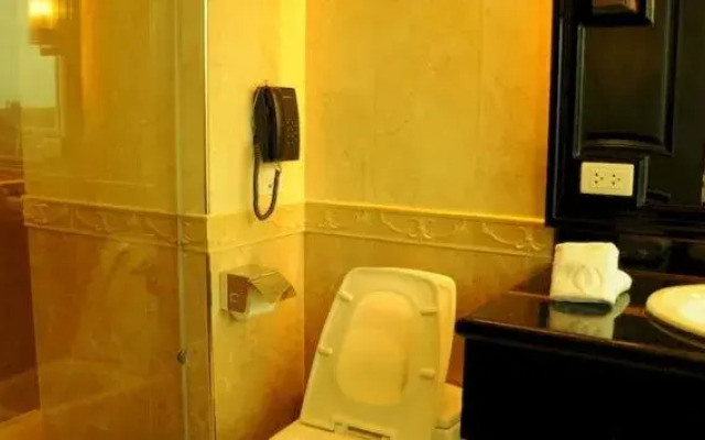 Fields Plaza Suites