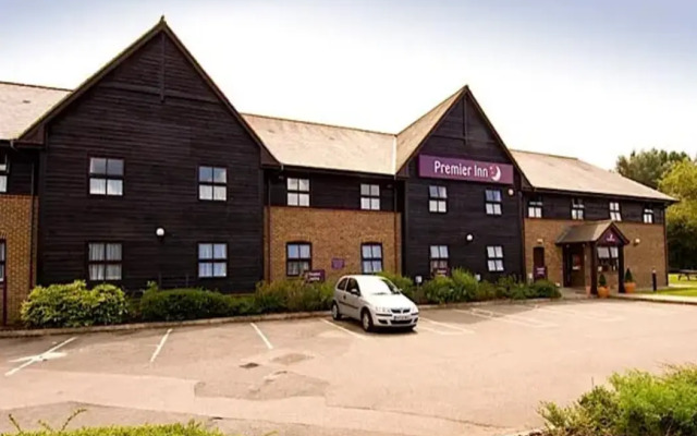 Premier Inn Farnborough West - Southwood